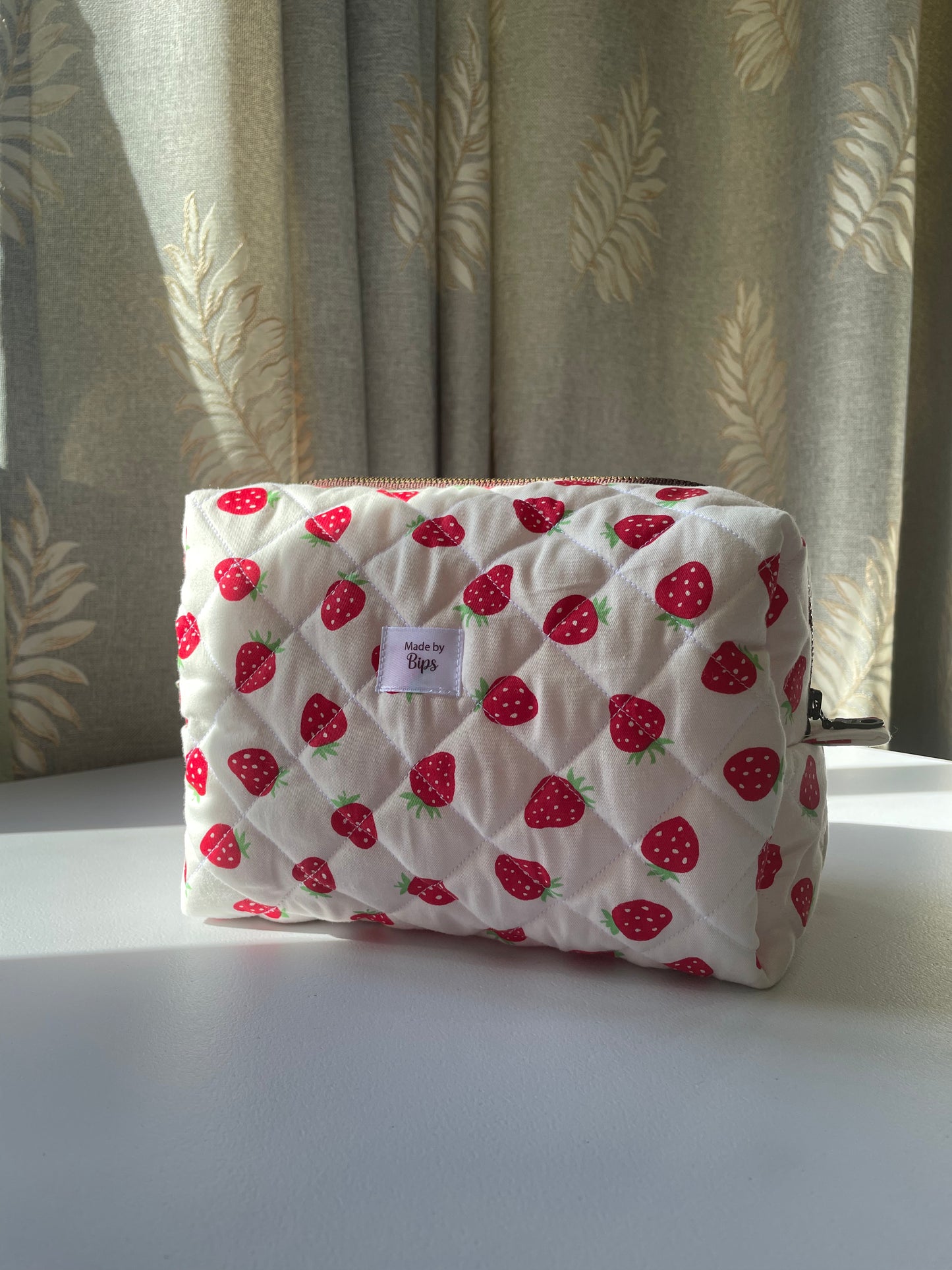 Boxy Bag in Strawberry