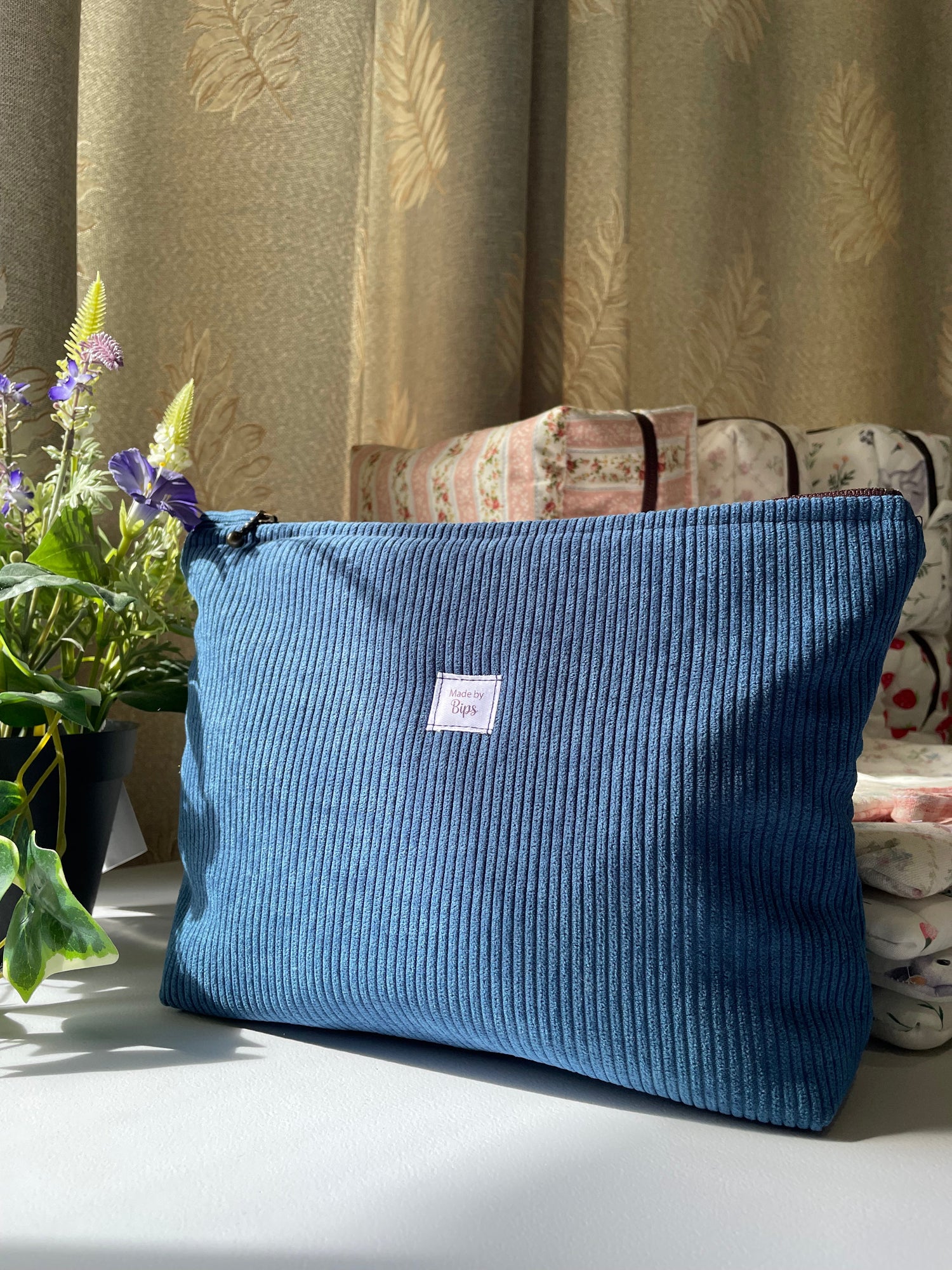 Standing Zipper Pouch