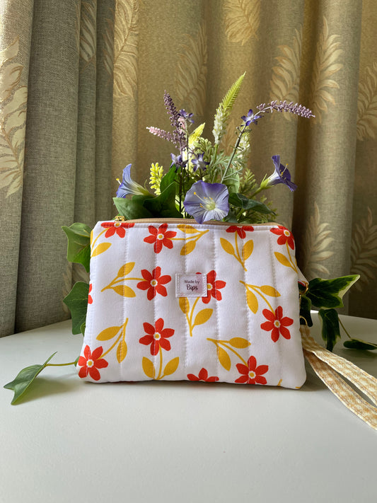 Medium Pochette in Y2