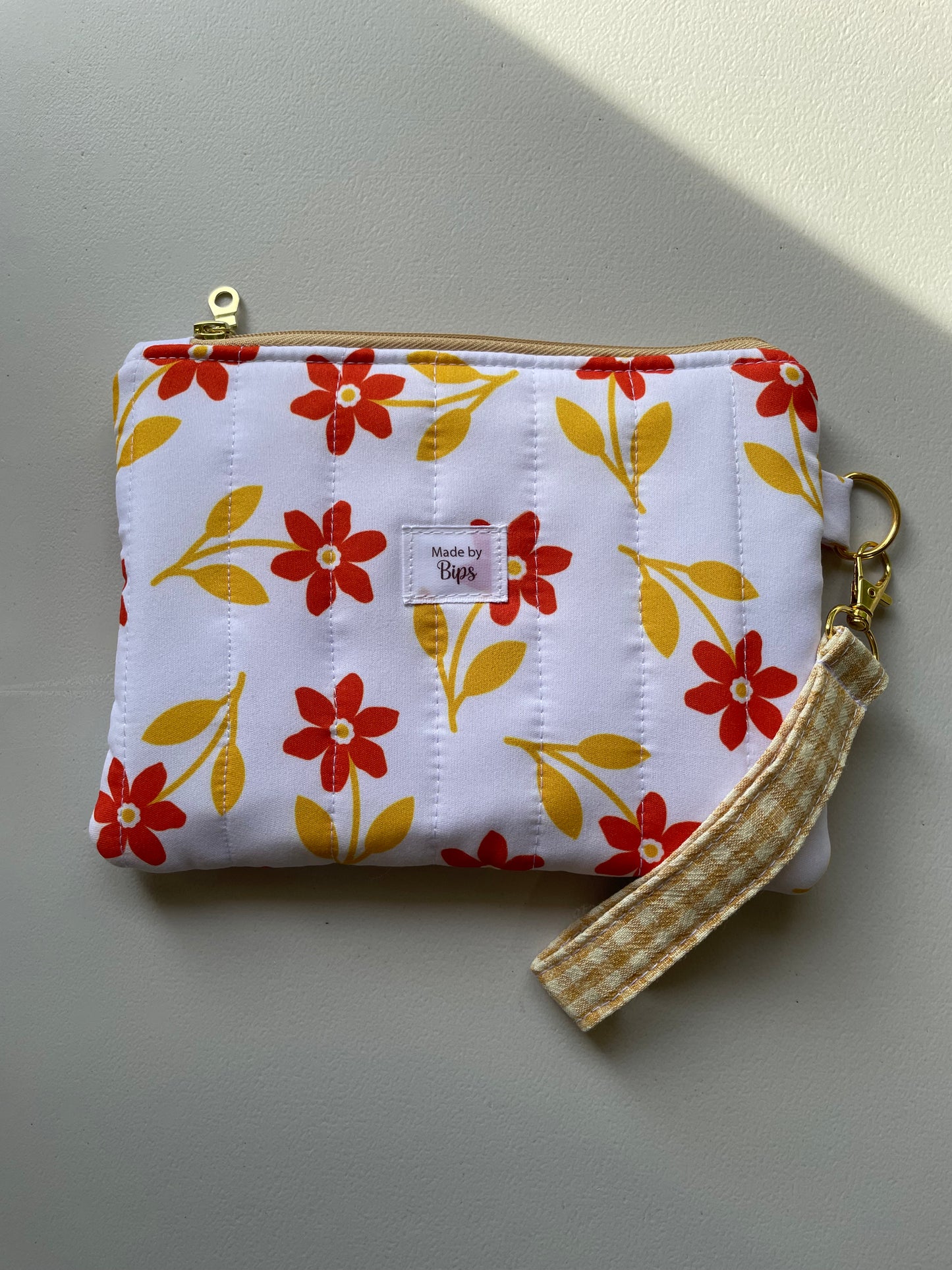 Medium Pochette in Y2