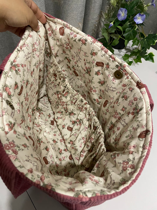 Lisa Tote Bag in Pink Corduroy