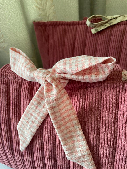 Medium Lisa Tote Bag in Pink Corduroy